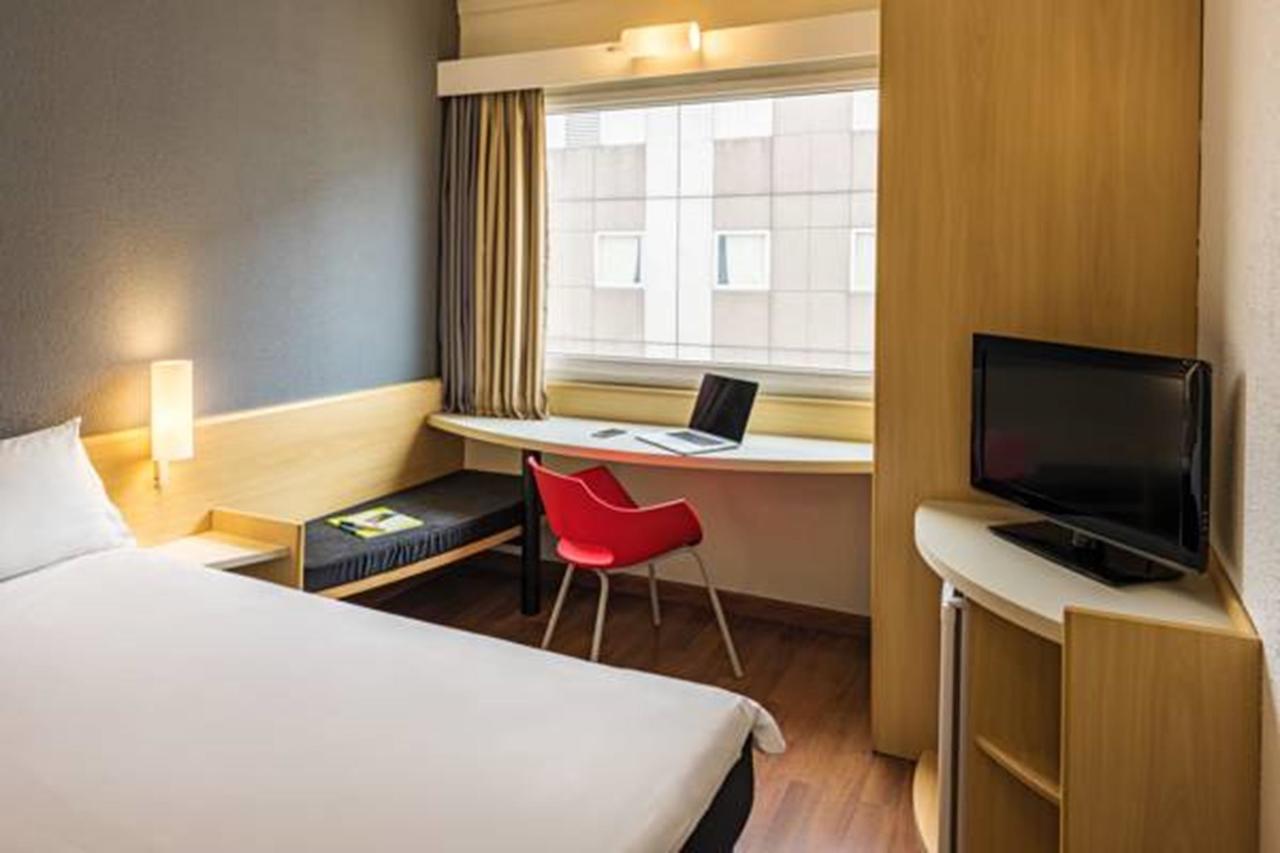 Ibis Tambore Баруэри Экстерьер фото
