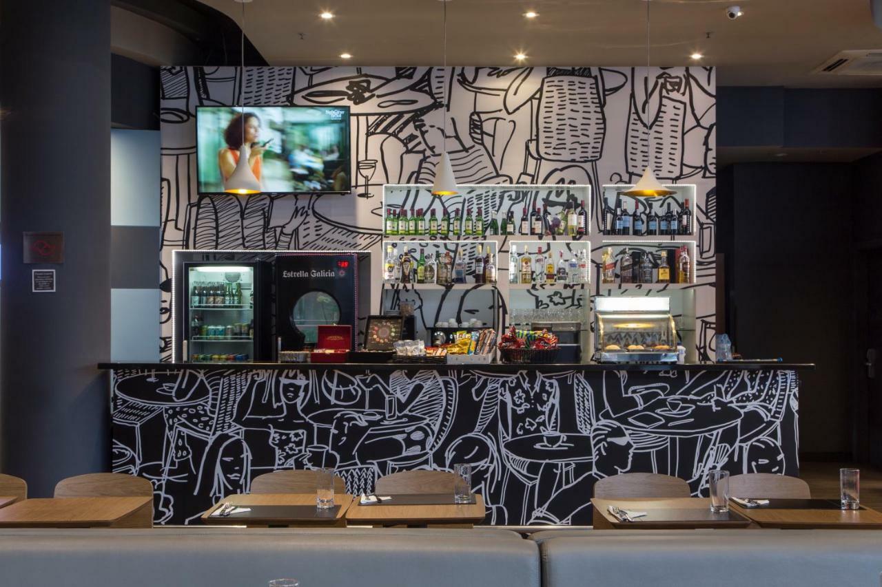 Ibis Tambore Баруэри Экстерьер фото