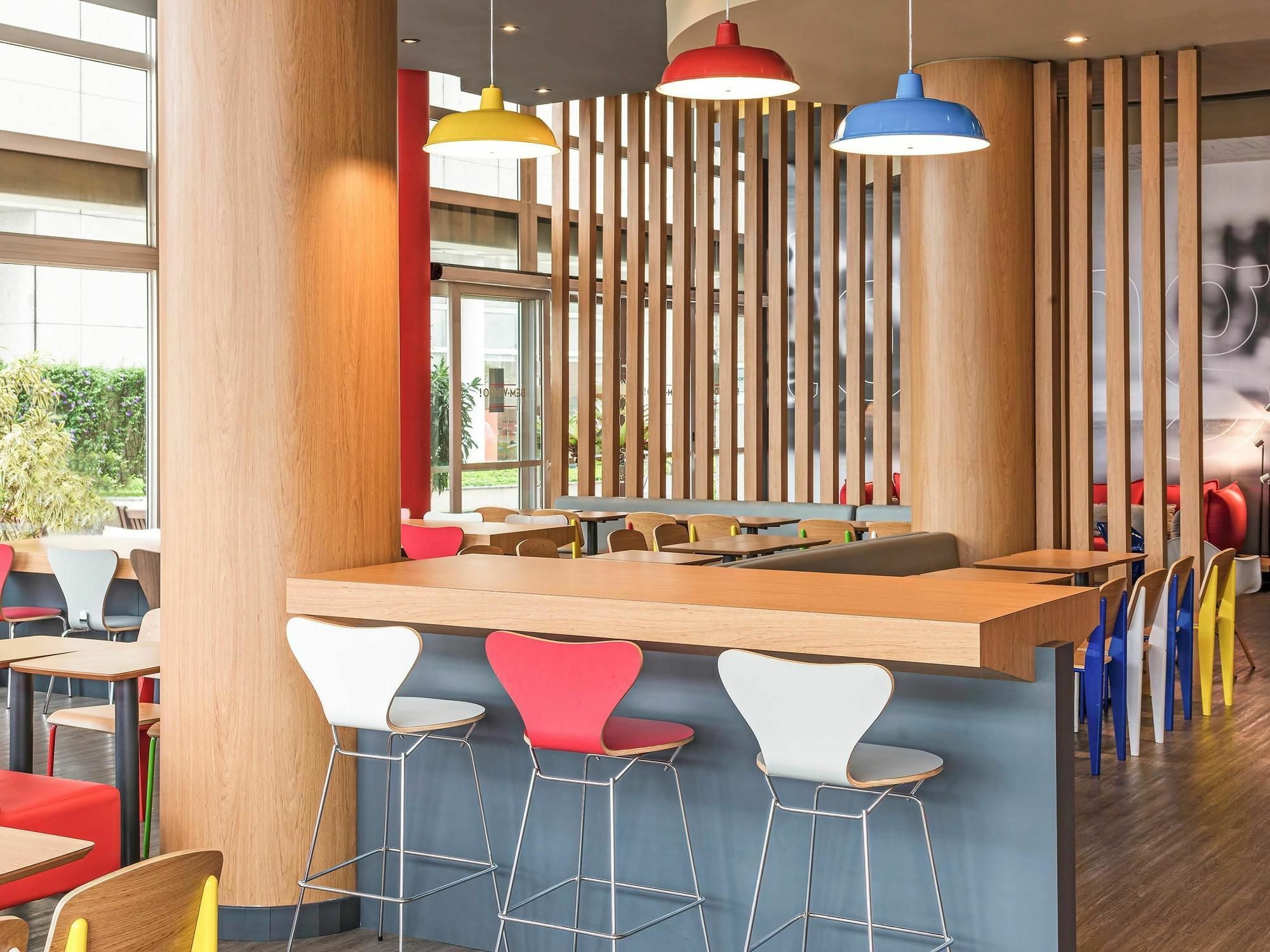 Ibis Tambore Баруэри Экстерьер фото